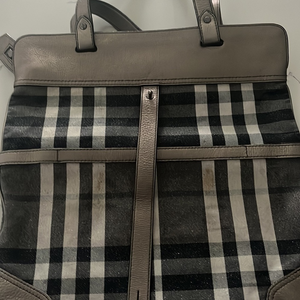 BURBERRY Vintage foldable tote bag from the runway collection. Limited Edition